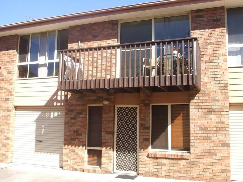 2/14 Johnson Close, Raymond Terrace NSW 2324