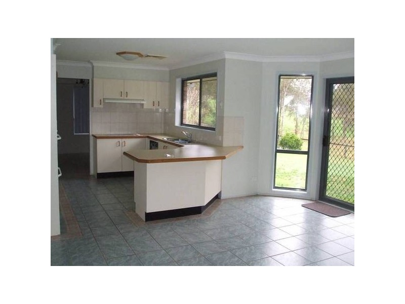 1 Grape Street, Seaham NSW 2324
