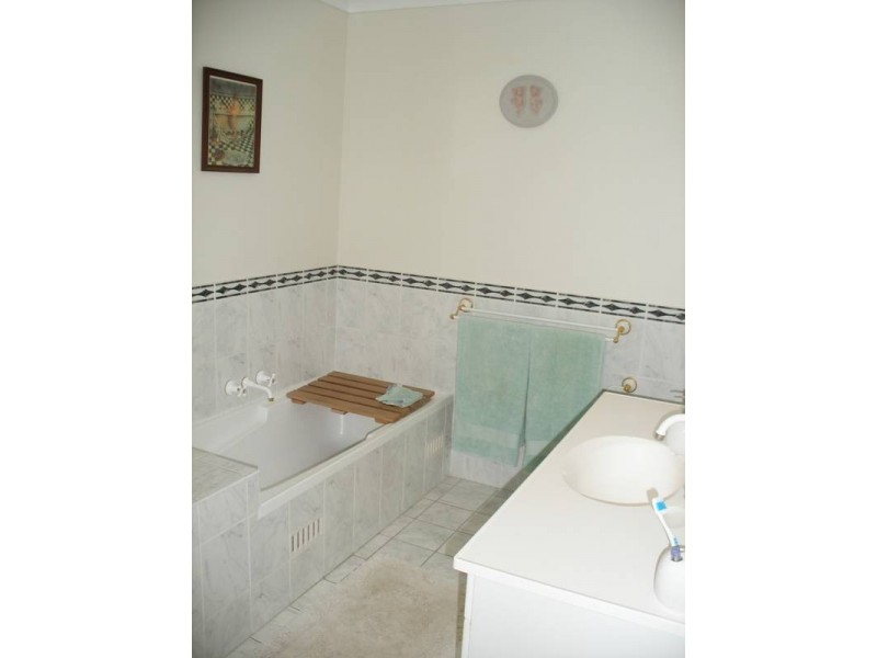 12 Kanwary Close, Raymond Terrace NSW 2324