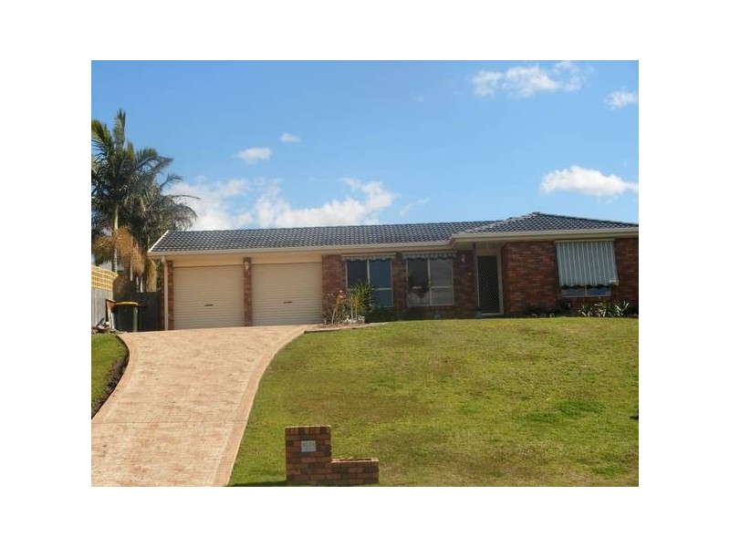 4 Beaton Avenue, Raymond Terrace NSW 2324