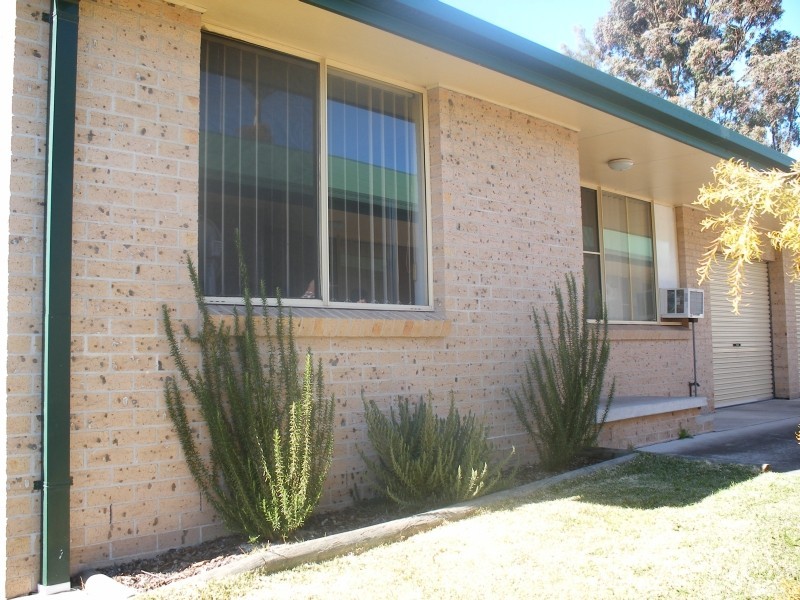 2/35 Richardson Road, Raymond Terrace NSW 2324