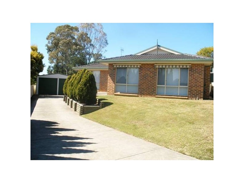 4 Campbell Close, Raymond Terrace NSW 2324