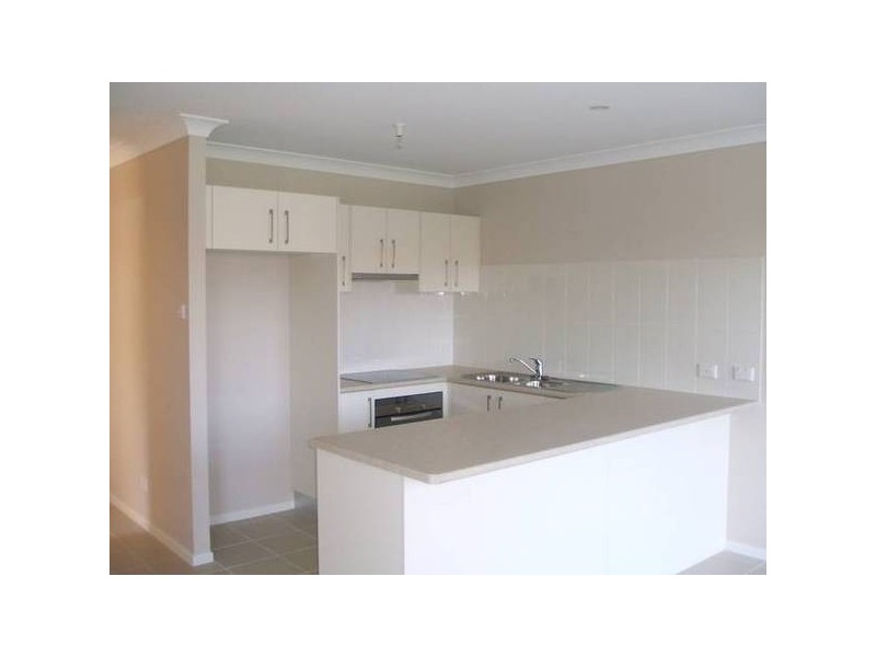 2/2 Smiths Lane, Raymond Terrace NSW 2324