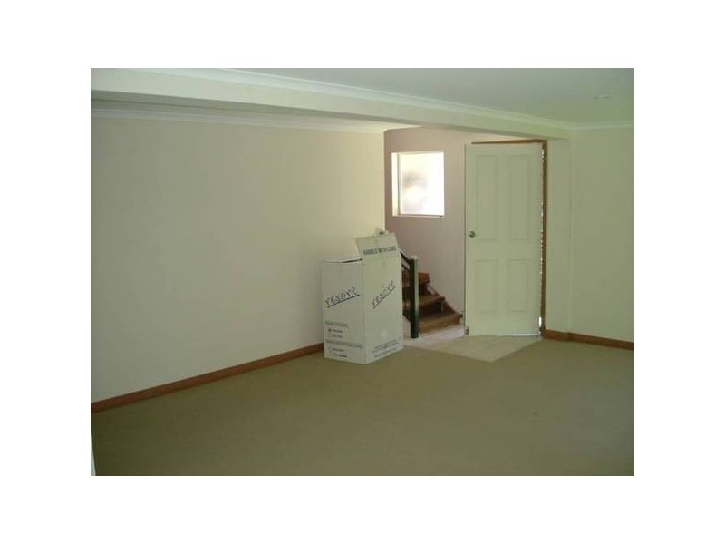 17 Lowe Street, Clarence Town NSW 2321