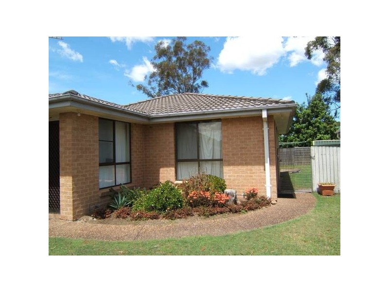 2/10 Elwin Road, Raymond Terrace NSW 2324