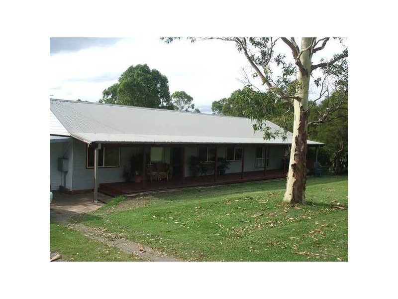 30 Rees James Rd, Raymond Terrace NSW 2324