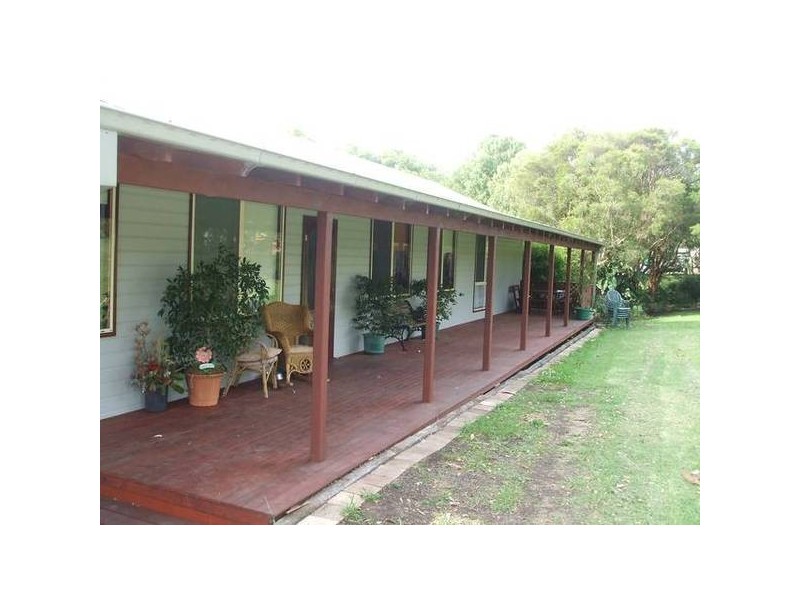 30 Rees James Rd, Raymond Terrace NSW 2324