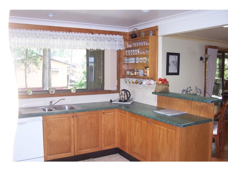 69 Cove Boulevarde, North Arm Cove NSW 2324