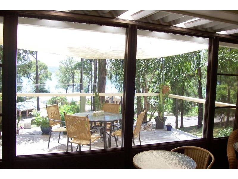 69 Cove Boulevarde, North Arm Cove NSW 2324