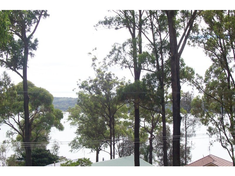 69 Cove Boulevarde, North Arm Cove NSW 2324