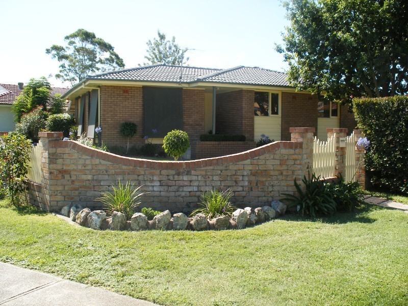 1 Clyde Circuit, Raymond Terrace NSW 2324