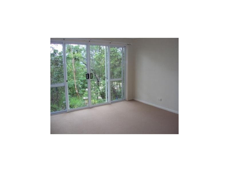 145 Plucks Rd, Arana Hills QLD 4054