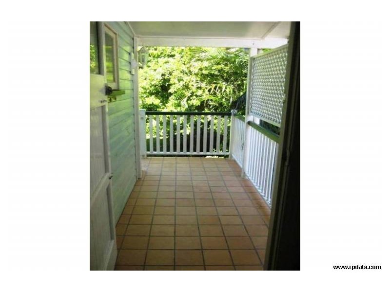 2/19 Mark Street, New Farm QLD 4005