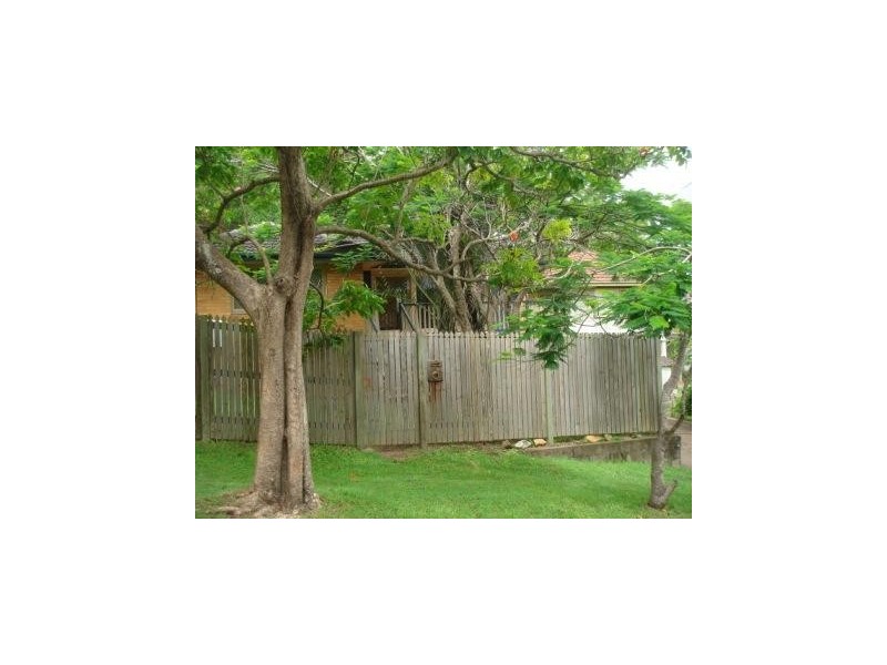 5 Sharon Street, Moorooka QLD 4105