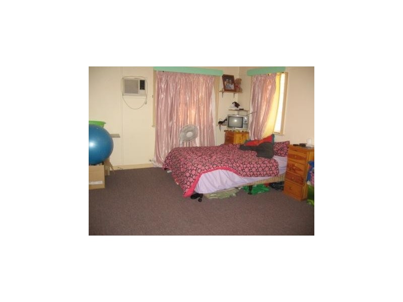 6 Gunn Street, Stafford QLD 4053