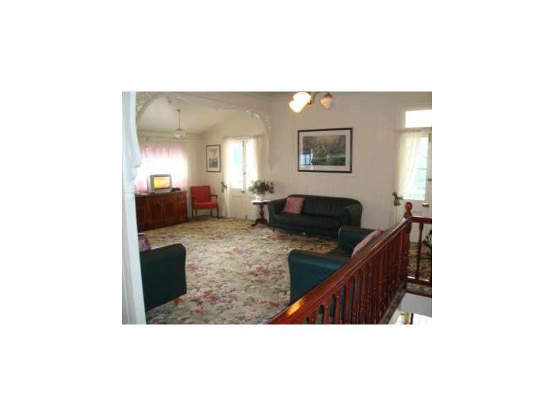 12 Mackay Street, Windsor QLD 4030