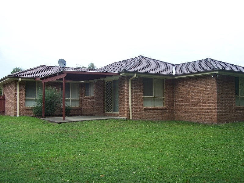 129 Jasmine Drive, Bomaderry NSW 2541