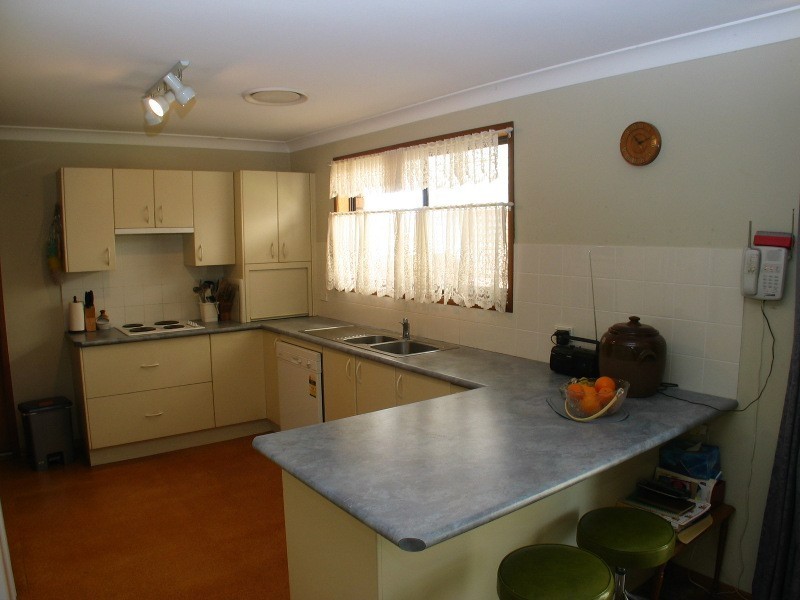 22 Amundsen Avenue, Shoalhaven Heads NSW 2535
