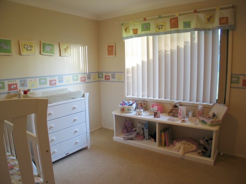 7 Cocos Palm Drive, Bomaderry NSW 2541