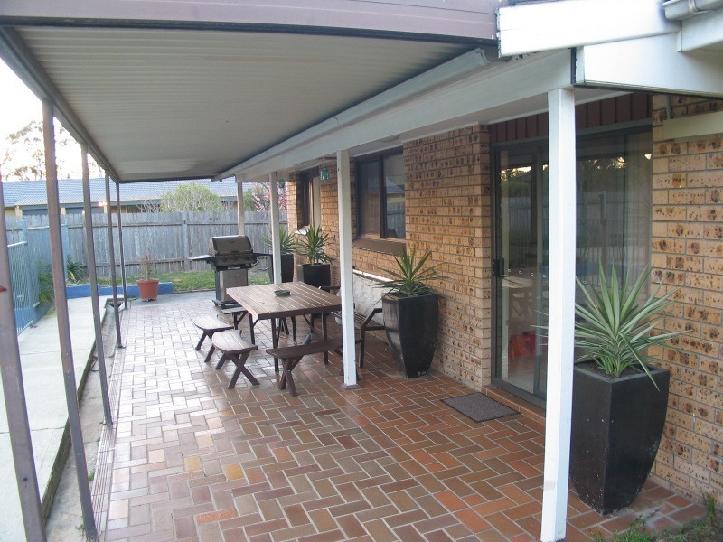 7 Cocos Palm Drive, Bomaderry NSW 2541