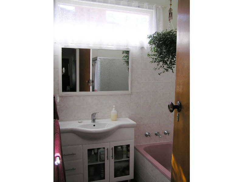 8 Dudley Avenue, Nowra NSW 2541