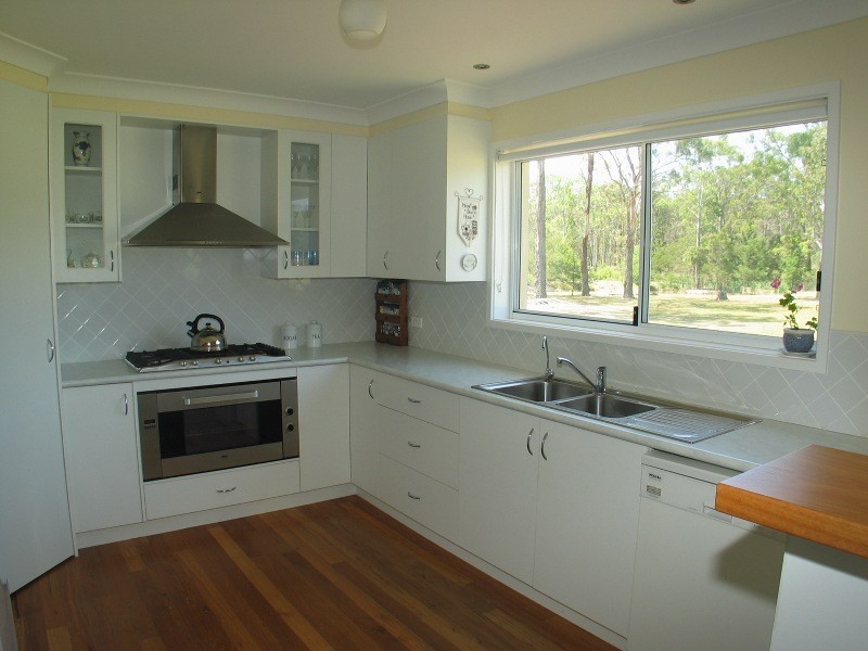 37 Tallais Close, Worrigee NSW 2540