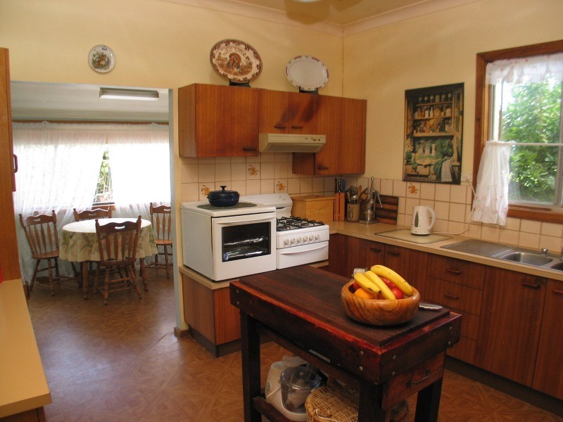 130 Fletchers Lane, Meroo Meadow NSW 2540