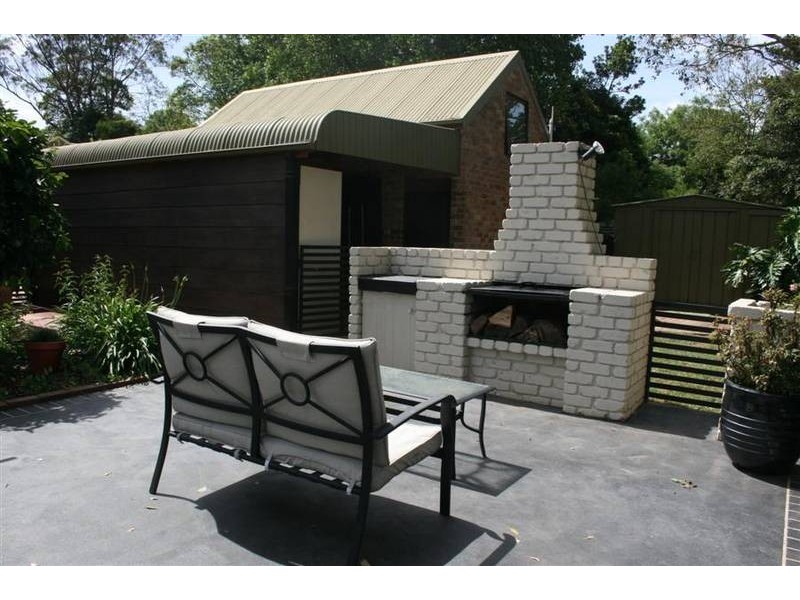 8 Evison Close, Cambewarra NSW 2540