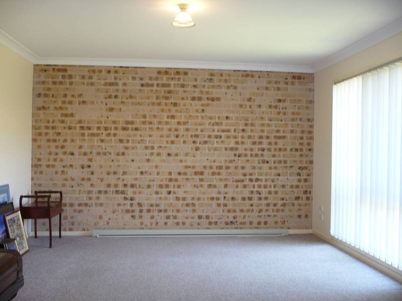 2/3 Harbour Boulevarde, Bomaderry NSW 2541