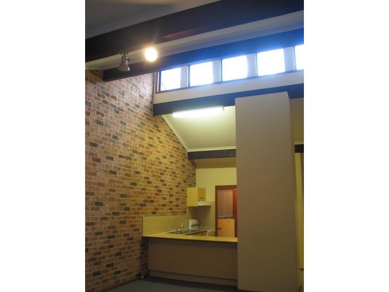 16/27 Bowada Street, Bomaderry NSW 2541