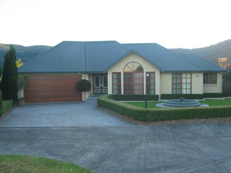 6 Lebene Grove, Cambewarra NSW 2540