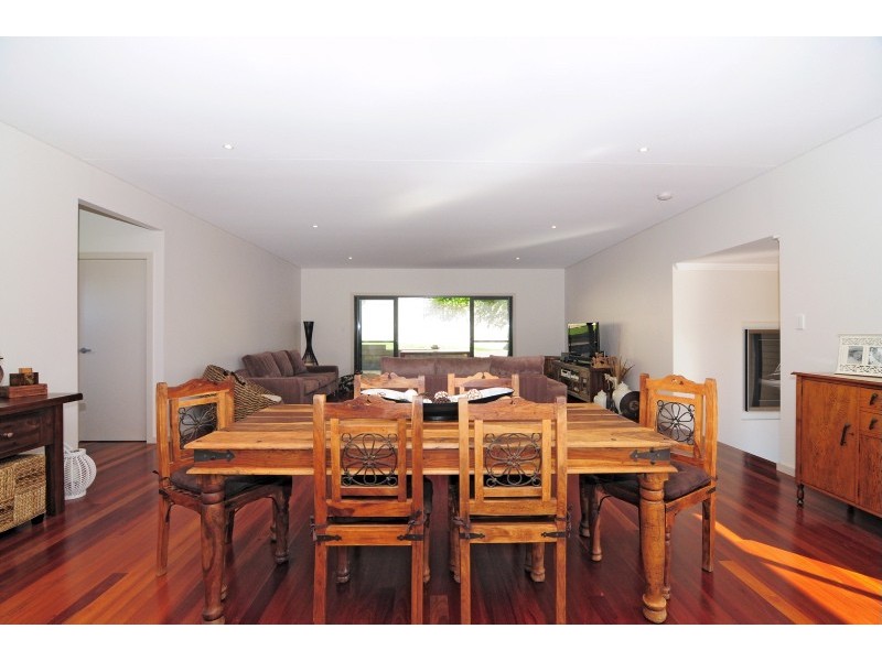 14 The Concourse, Cambewarra NSW 2540