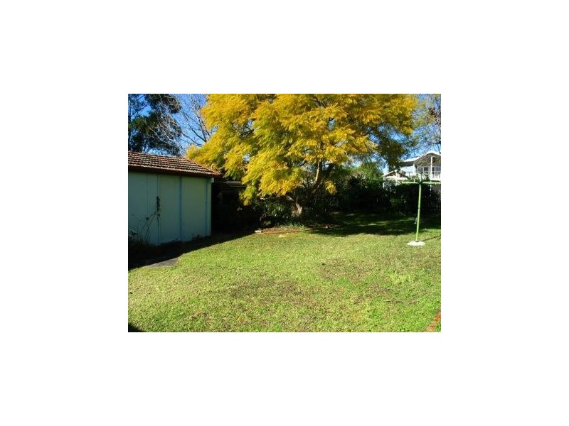 8 Dudley Avenue, Nowra NSW 2541