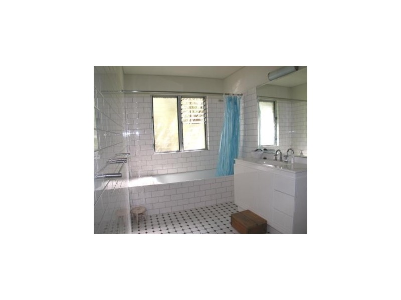 77 Red Cedar Lane, Berry NSW 2535