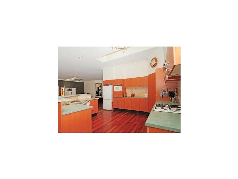 2 Lebene Grove, Cambewarra NSW 2540