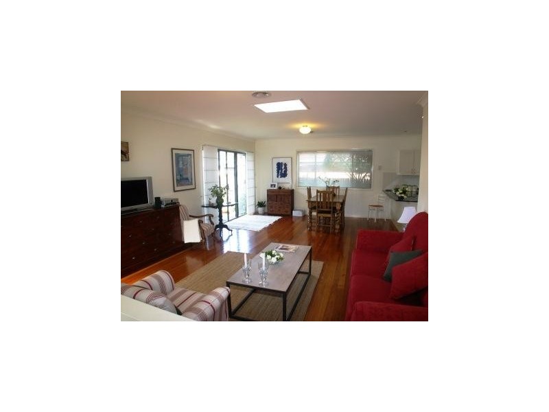 2/37 Queen Street, Berry NSW 2535