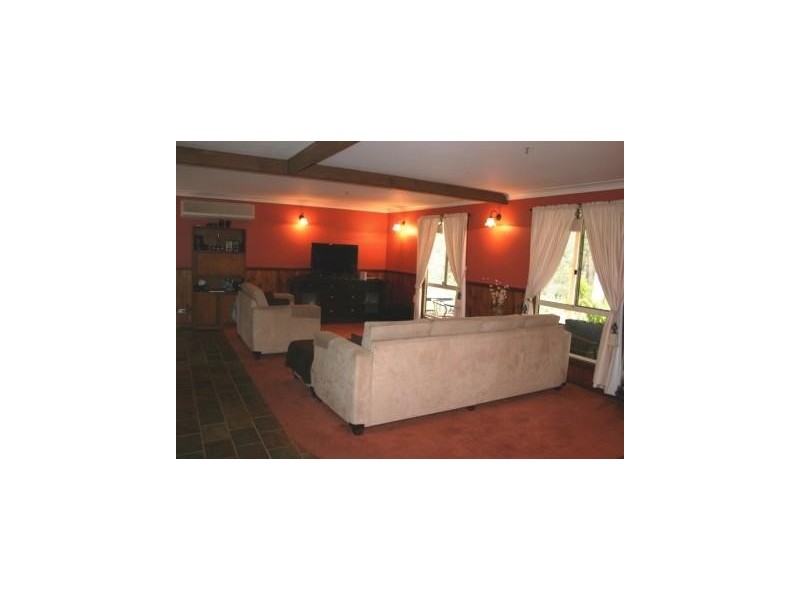 70 Spotted Gum Drive, Tapitallee NSW 2540