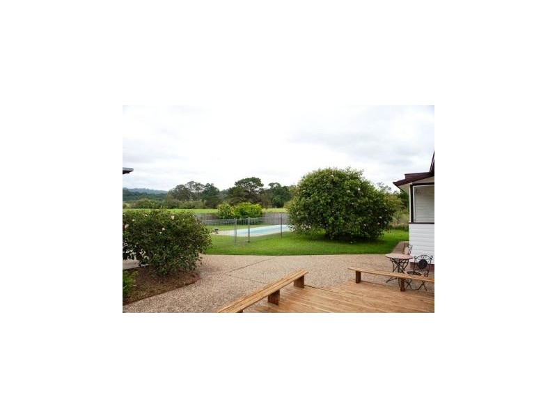 B660 Princes Highway, Jaspers Brush NSW 2535