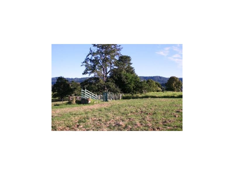 B660 Princes Highway, Jaspers Brush NSW 2535