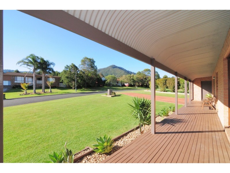 10 Kongoola Avenue, Cambewarra NSW 2540