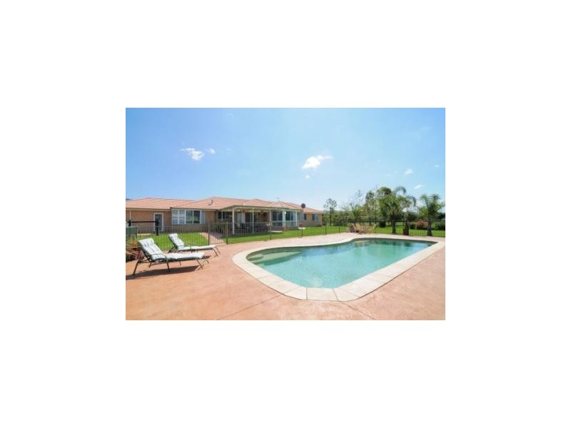 94 Morschels Lane, Meroo Meadow NSW 2540