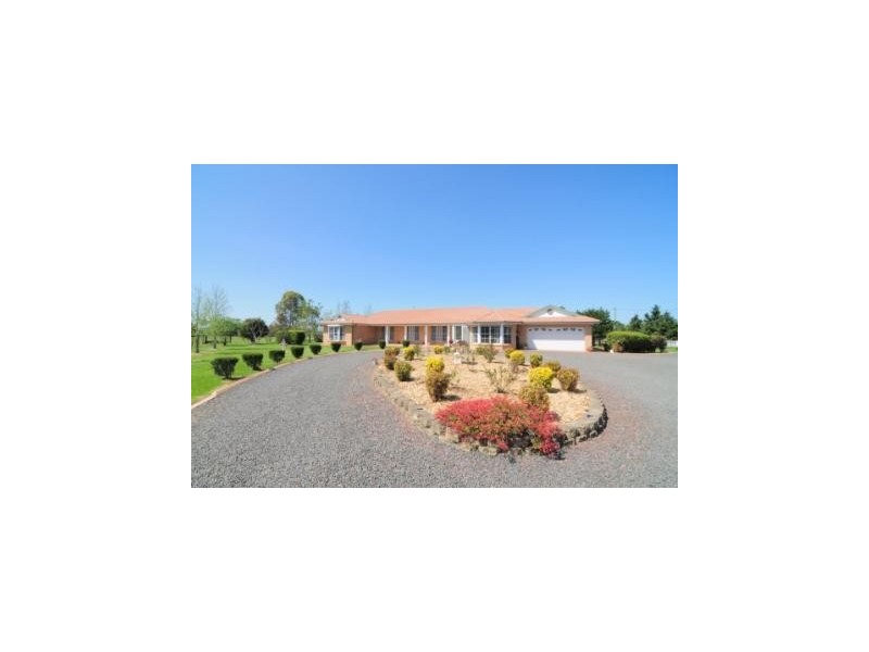 94 Morschels Lane, Meroo Meadow NSW 2540