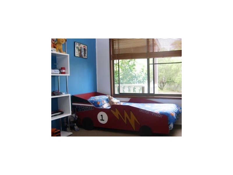 19 Windsor Drive, Berry NSW 2535