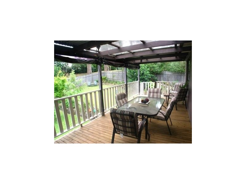 19 Windsor Drive, Berry NSW 2535