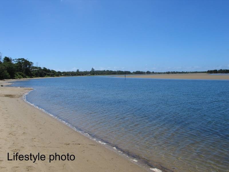 35 Renown Avenue, Shoalhaven Heads NSW 2535