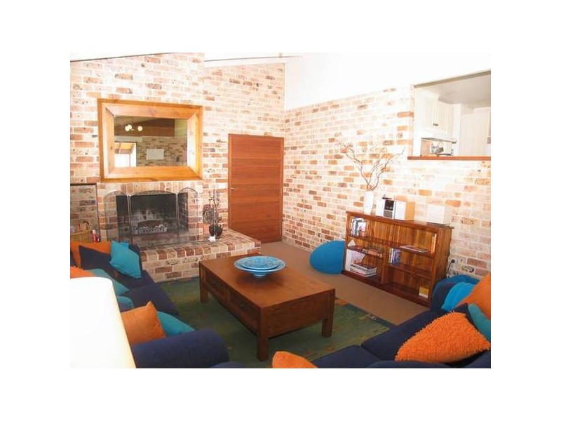 70 Boxsells Lane, Meroo Meadow NSW 2540