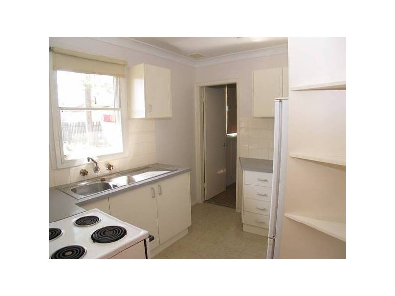 Wondalga Cresent, Nowra NSW 2541