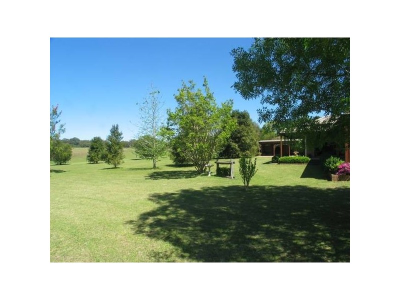 35A Abernethys Lane, Meroo Meadow NSW 2540