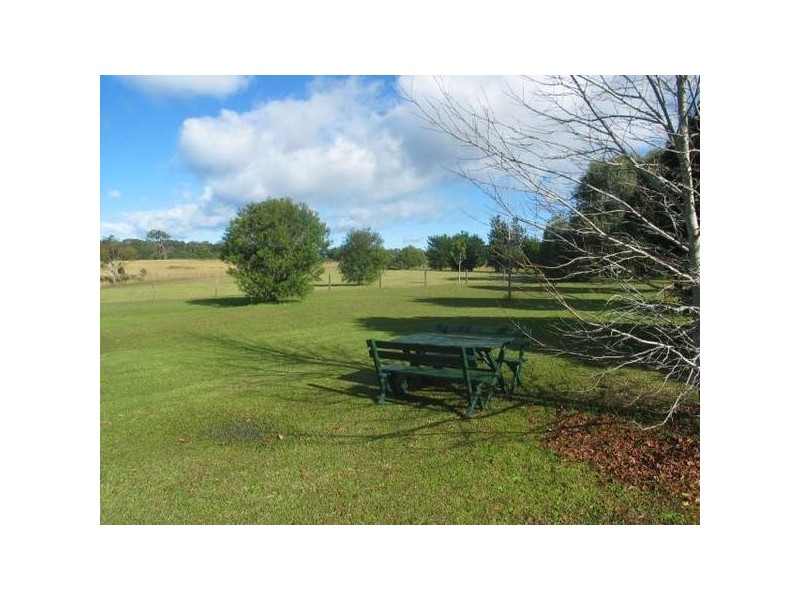35A Abernethys Lane, Meroo Meadow NSW 2540