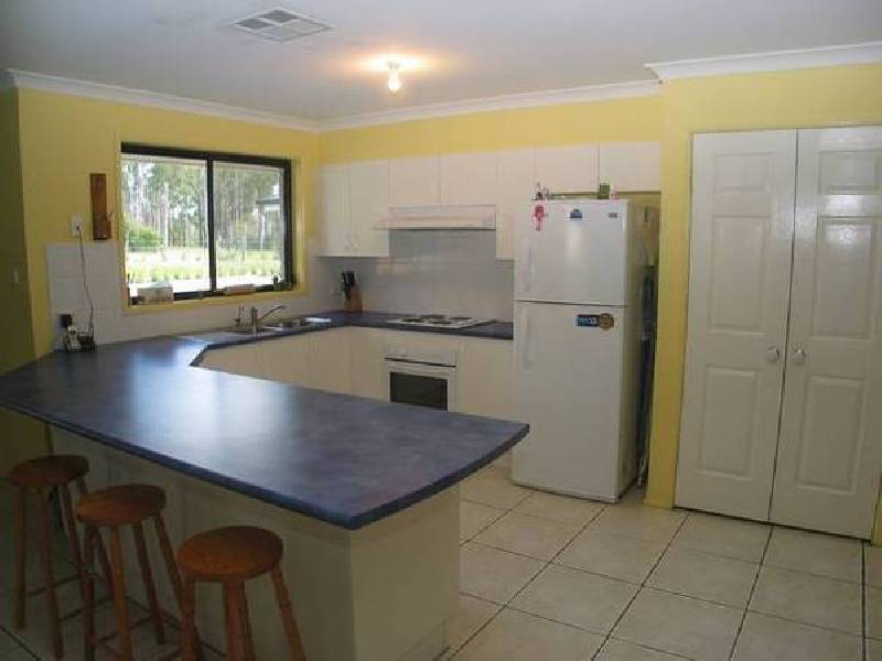 77 Watt Road, Falls Creek NSW 2540
